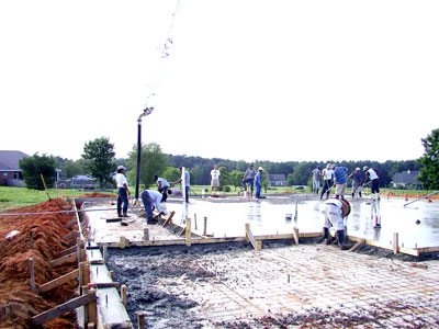 Finishing the main slab, and prep to pour front pourch...