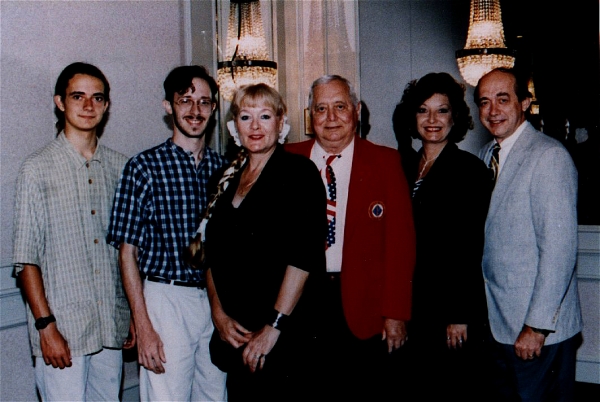 Rube Garrett's family in New Orleans at the 1stMarDiv reunion in '95
