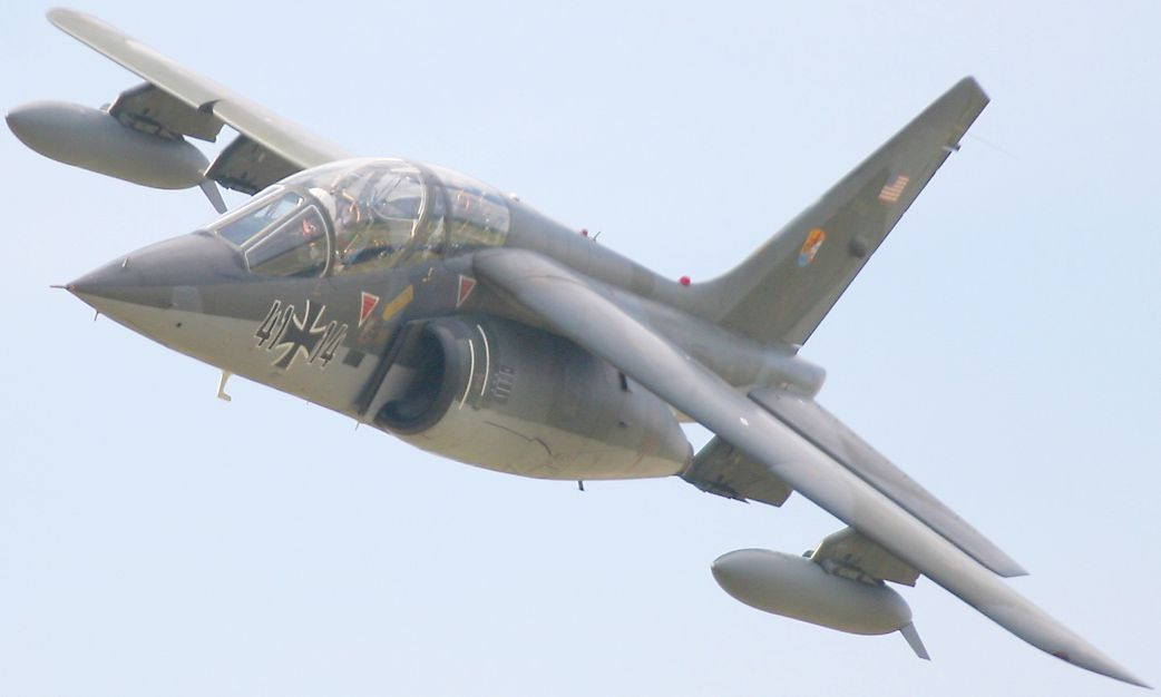 Alpha Jet photo, cropped and
            lightened